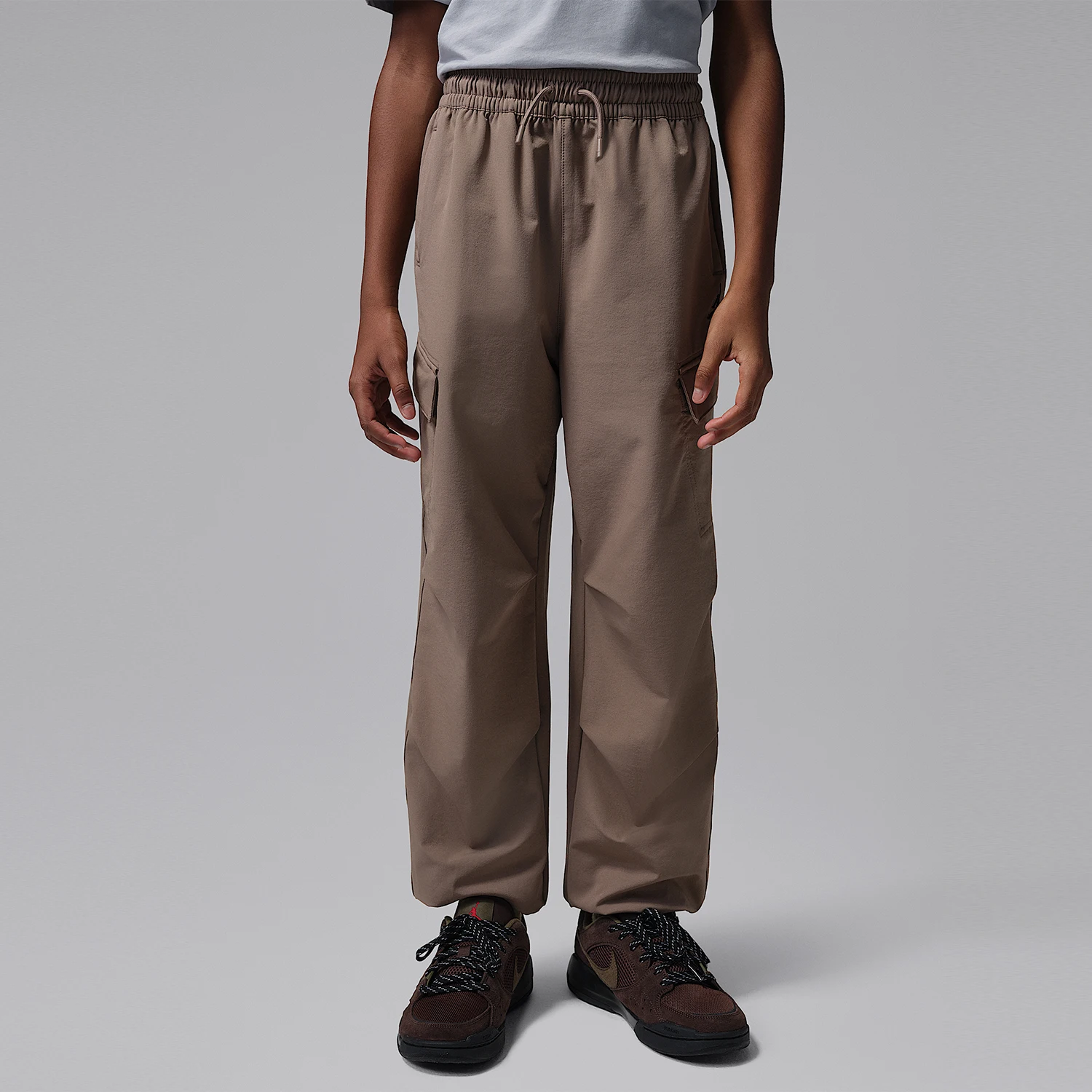 

Nike genuine JORDAN Boys' Retro Casual Workwear Woven Pants IR8368-214