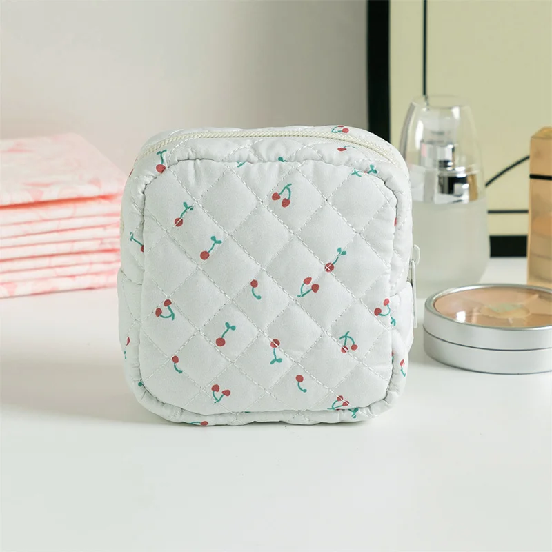 2024 Cute Korean Sanitary Napkin Storage Bags Girls Cartoon Physiological Period Tampon Organiser Bag Mini Bag Coin purse
