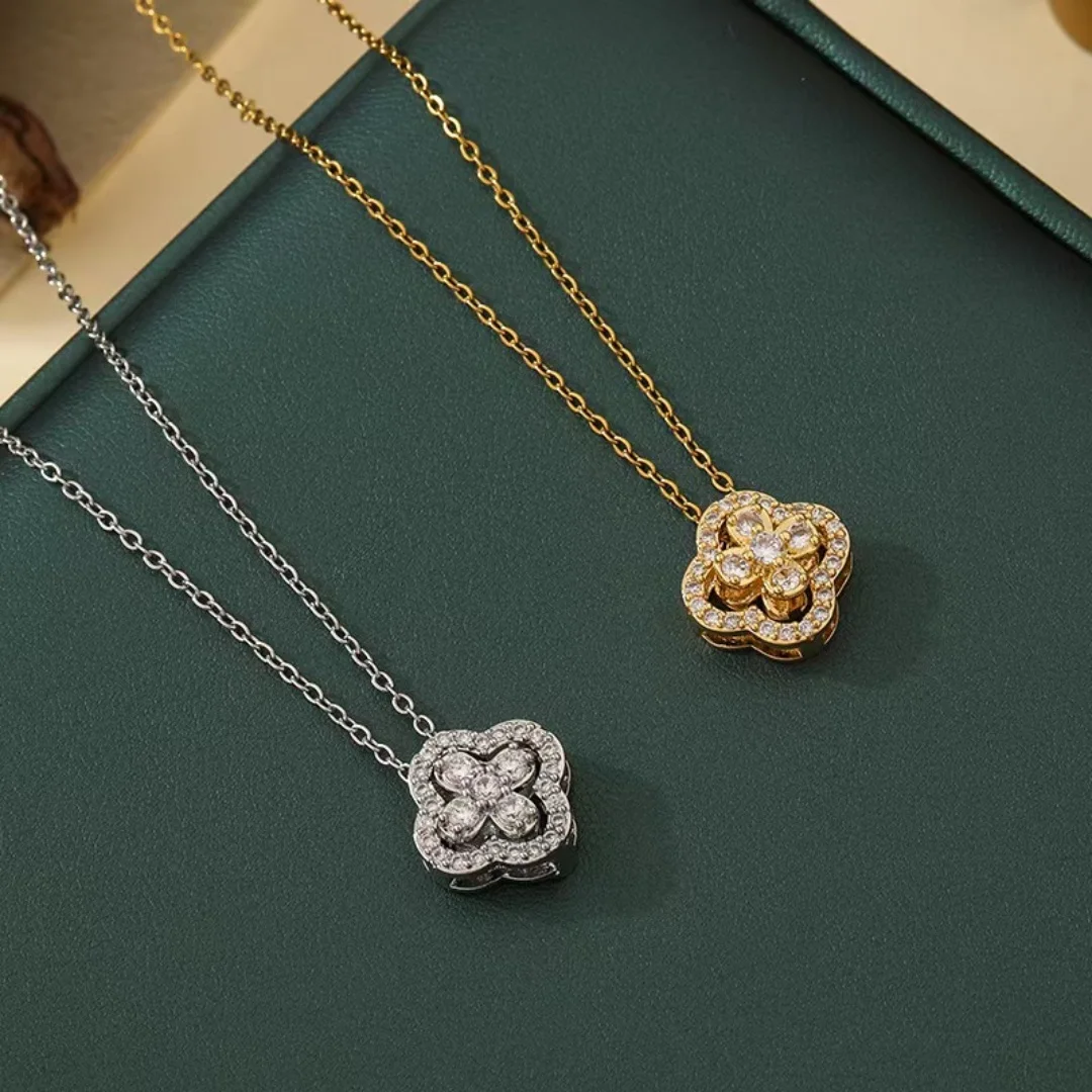Classic Four-Leaf Clover Pendant Women's Necklace, Exquisite and Luxurious Fashion Collarbone Chain Jewelry image 5