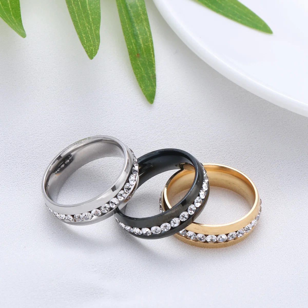 

Single Row Crystal Engagement Ring Size 7 Stylish Diamond Ring for Women Wedding Bridesmaids Party Jewelry Engagement Rings