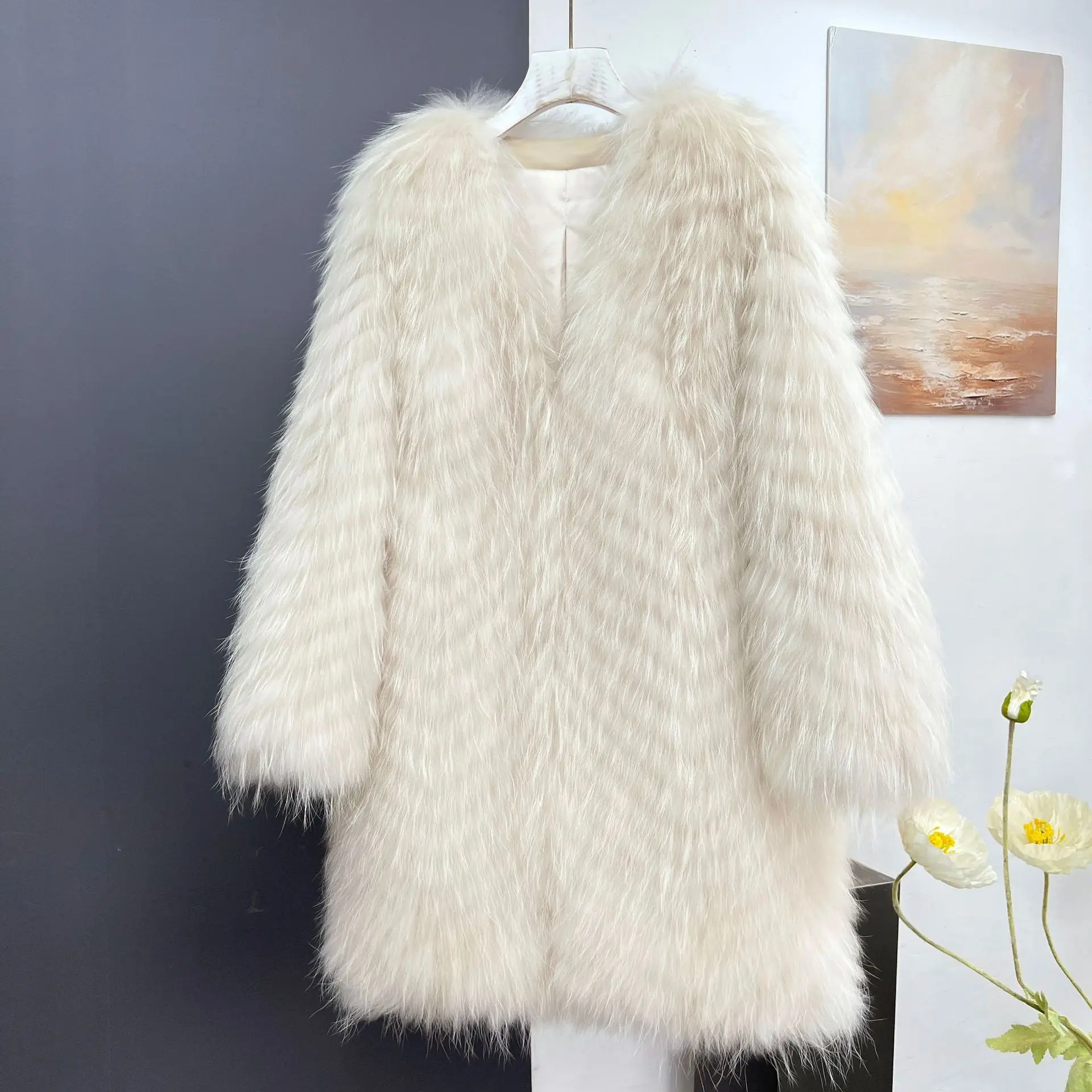 2024 new Haining fur coat real fur raccoon fur women's long V-neck raccoon coat winter outfit young