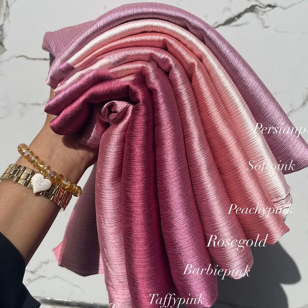 New Hijab Scarf Solid Color Plain Scarves Muslim Shawls Satin Pleated Hijab Muslim Women Headscarf