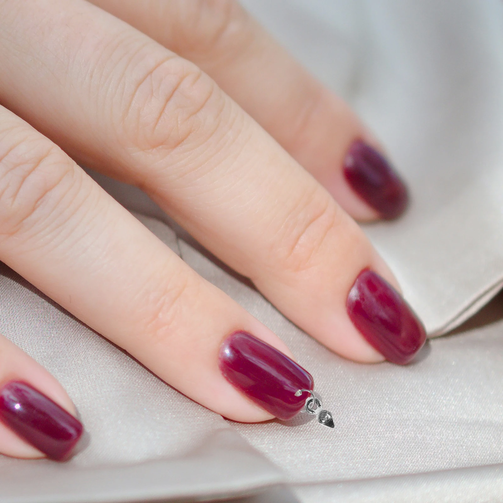 

2Sets Nail Decoration Dangle Charms DIY Nail Art Jewelry with Piercing Tool Manicure Supplies for Creative Design Phone Book