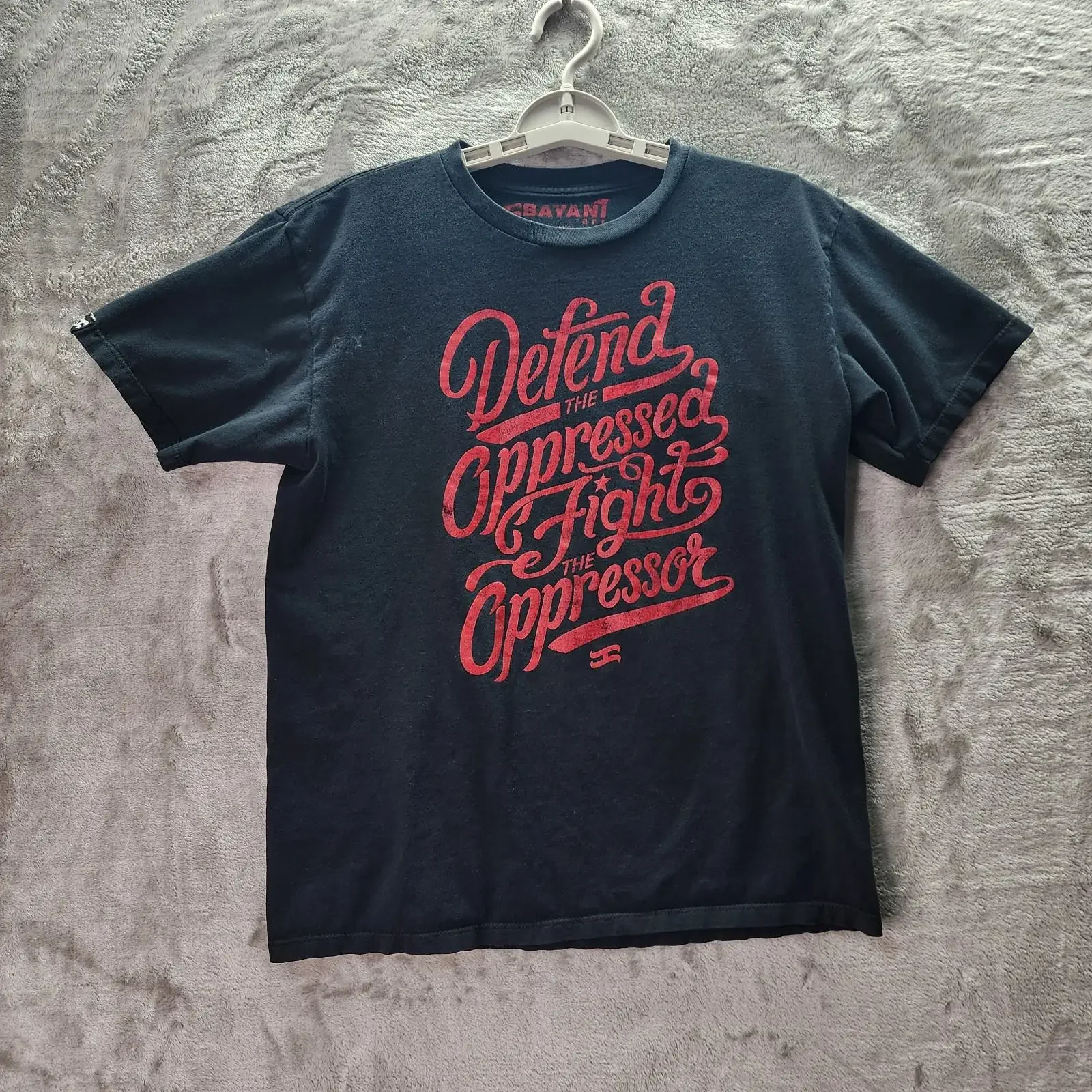 Bayani Art T Shirt Men s Medium Black Red Defend the Oppressed vintage Washed streetwear Soft graphic homme designer clothes