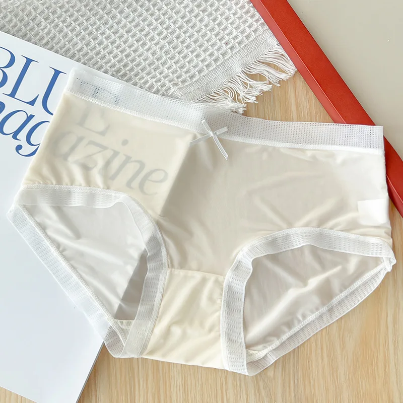 Summer New Seamless Ice Silk Women Panties Cute Bow Sexy Mulberry Silk Ultra Thin Breathable Cotton Crotch Mid Waist Underwear