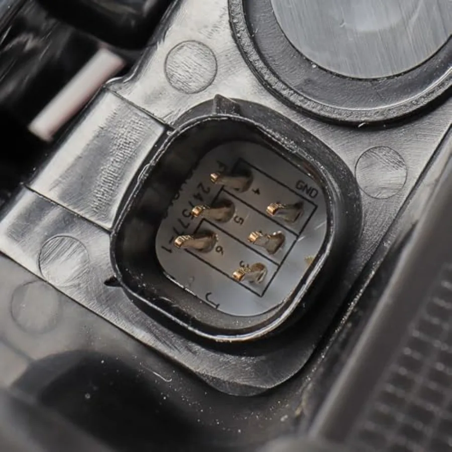 اليسار LED الفرامل الخارجي الذيل ضوء لمبة خلفية سائق الجانب LH متوافق مع 20182021 شيفروليه ترافيرس عالية البلاد RS LS L LT قبل