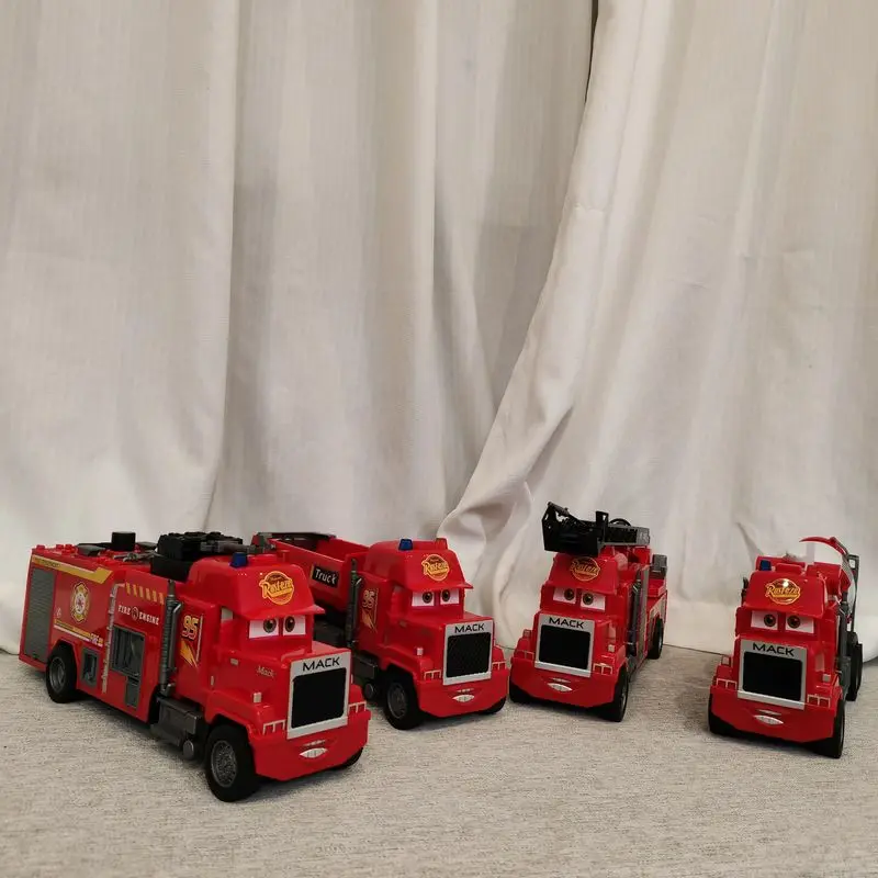 

Модель пожарной машины из сплава, игрушка для мальчиков, подарок, со звуком и светом, аниме, Лайтнинг Макквейн, настольное украшение, коллекционная игрушка