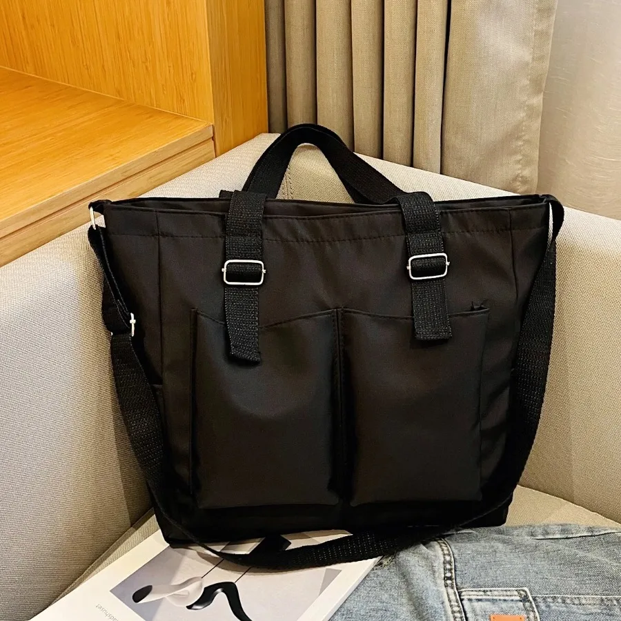 

Women Waterproof Nylon Bag with Large Capacity and Lightweight Shoulder Bag