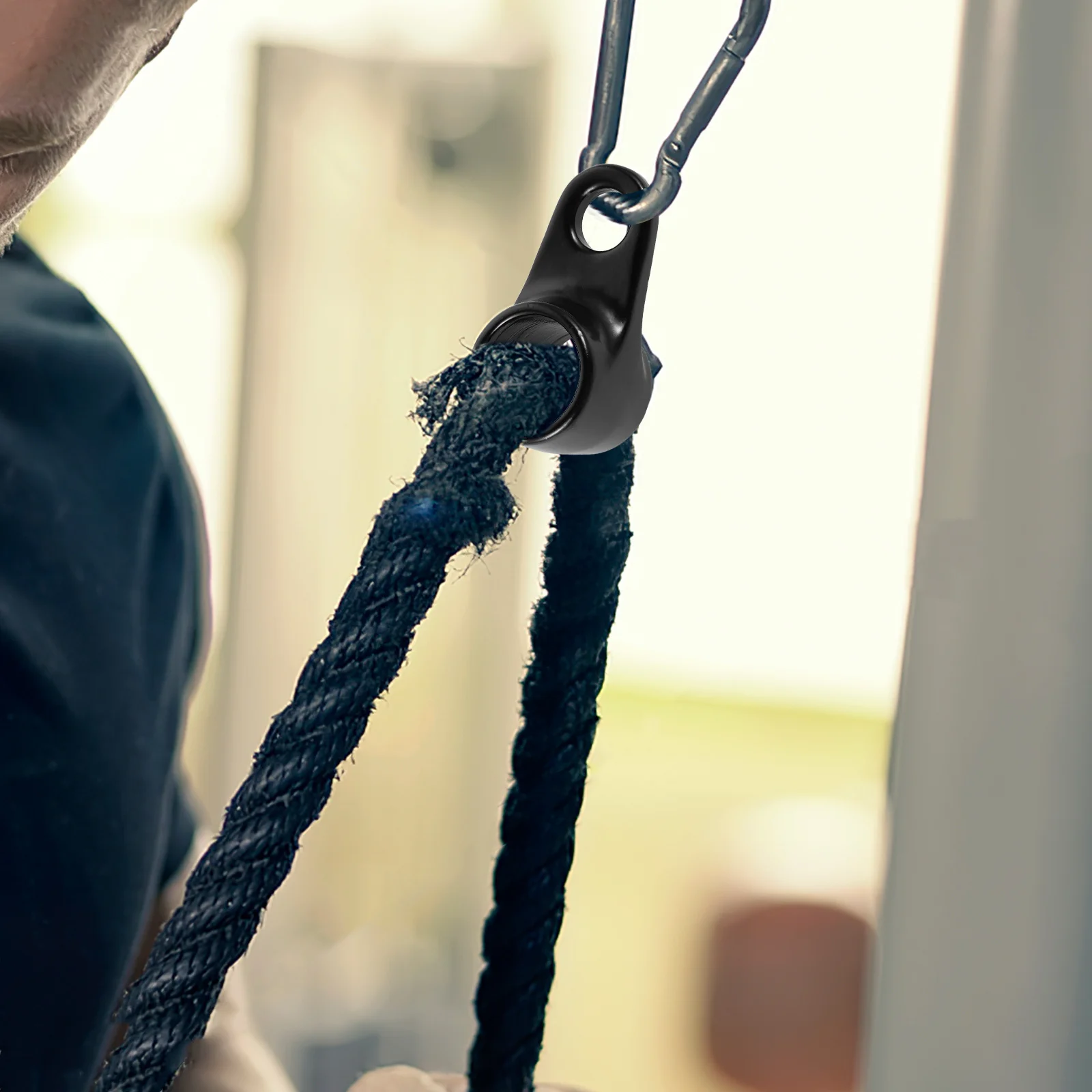 

Steel Cable Tricep Rope Attachment Ergonomic Pulldown Handles Swivel Rope Cable Attachment Gym Strength Training