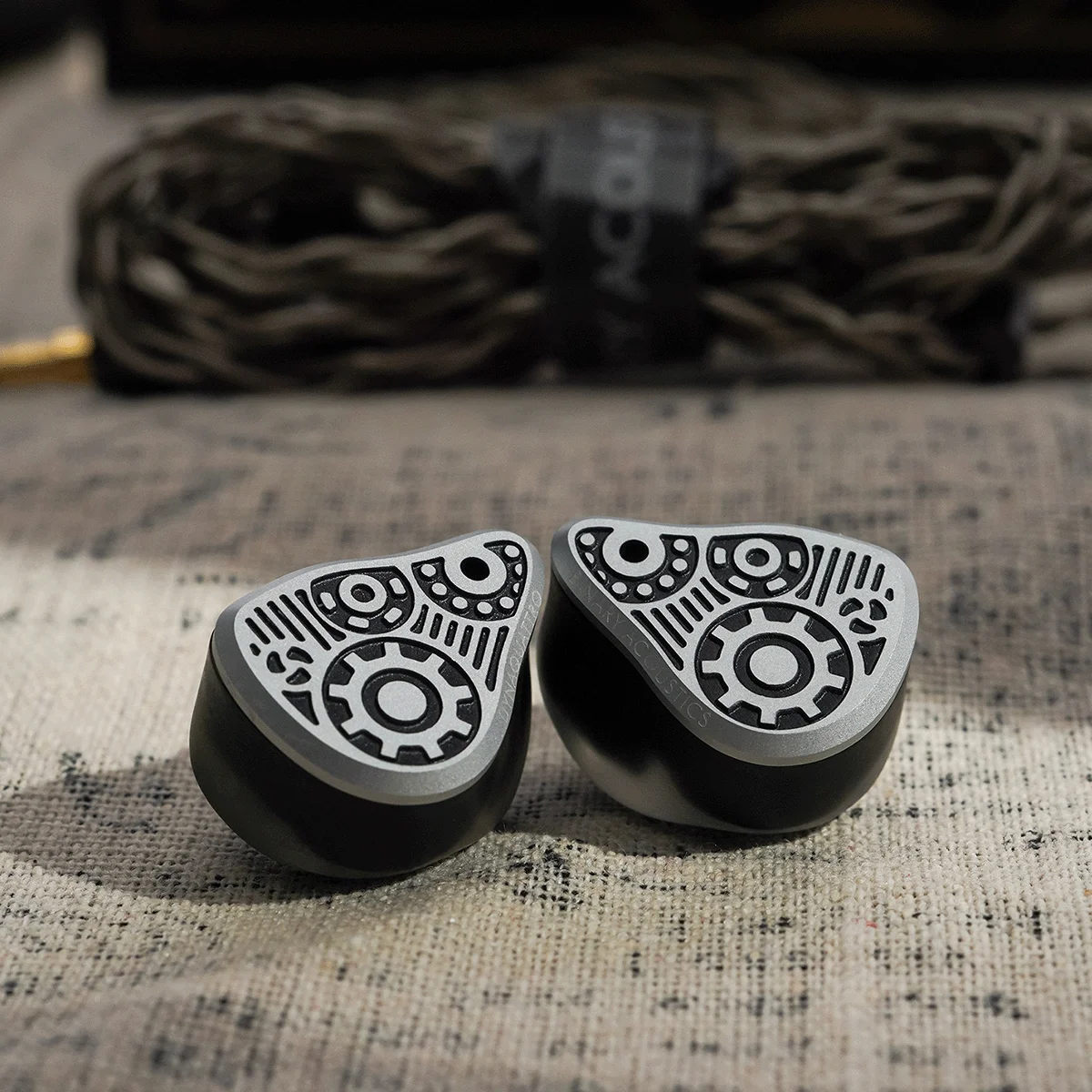 Binary Dynaquattro HiFi IEM 4 Dynamic Driver  2Pin Interface Audiophile Music Earphone with Detachable 3.5mm+4.4mm Plug Cable