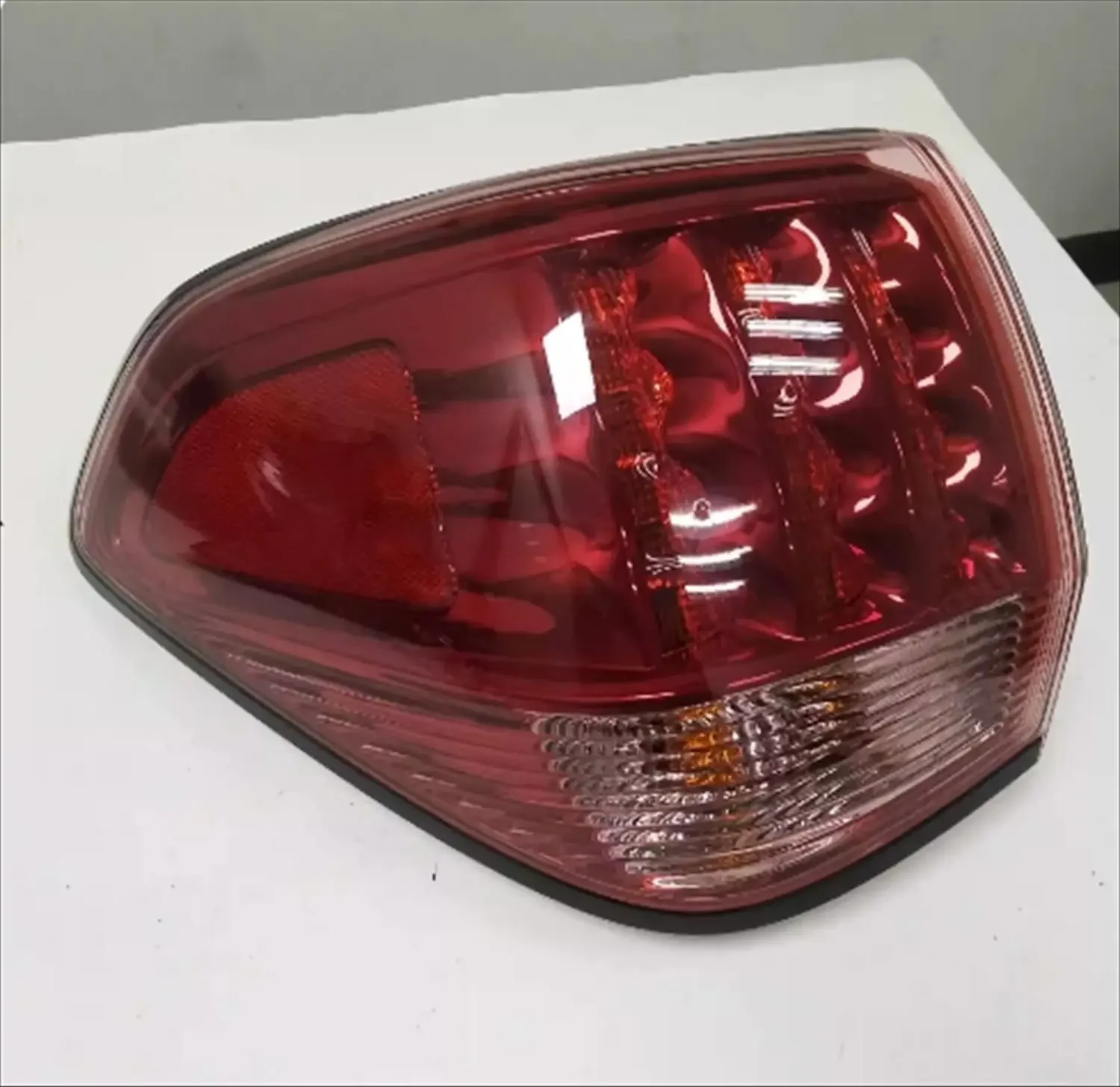 

Car Tail Light Tail lamp for Infiniti QX56 QX80 Brake Driving Reversing Lamp Turn Signal