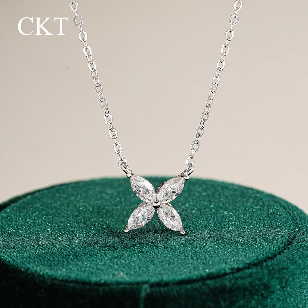 

CKT 18k White Gold Pendant 1ct Diamond Moissanite Necklace for Women Luxury Four-leaf Clover Platinum Pt950 Pendant Fine Jewelry