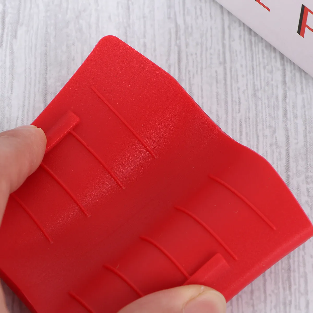 4Pcs Heat Resistant Silicone Pot Handle Grips Non Slip Cooking Pinch Mitts for Wok Pan Saucepan Soup Pot Bowl Microwave Oven Use