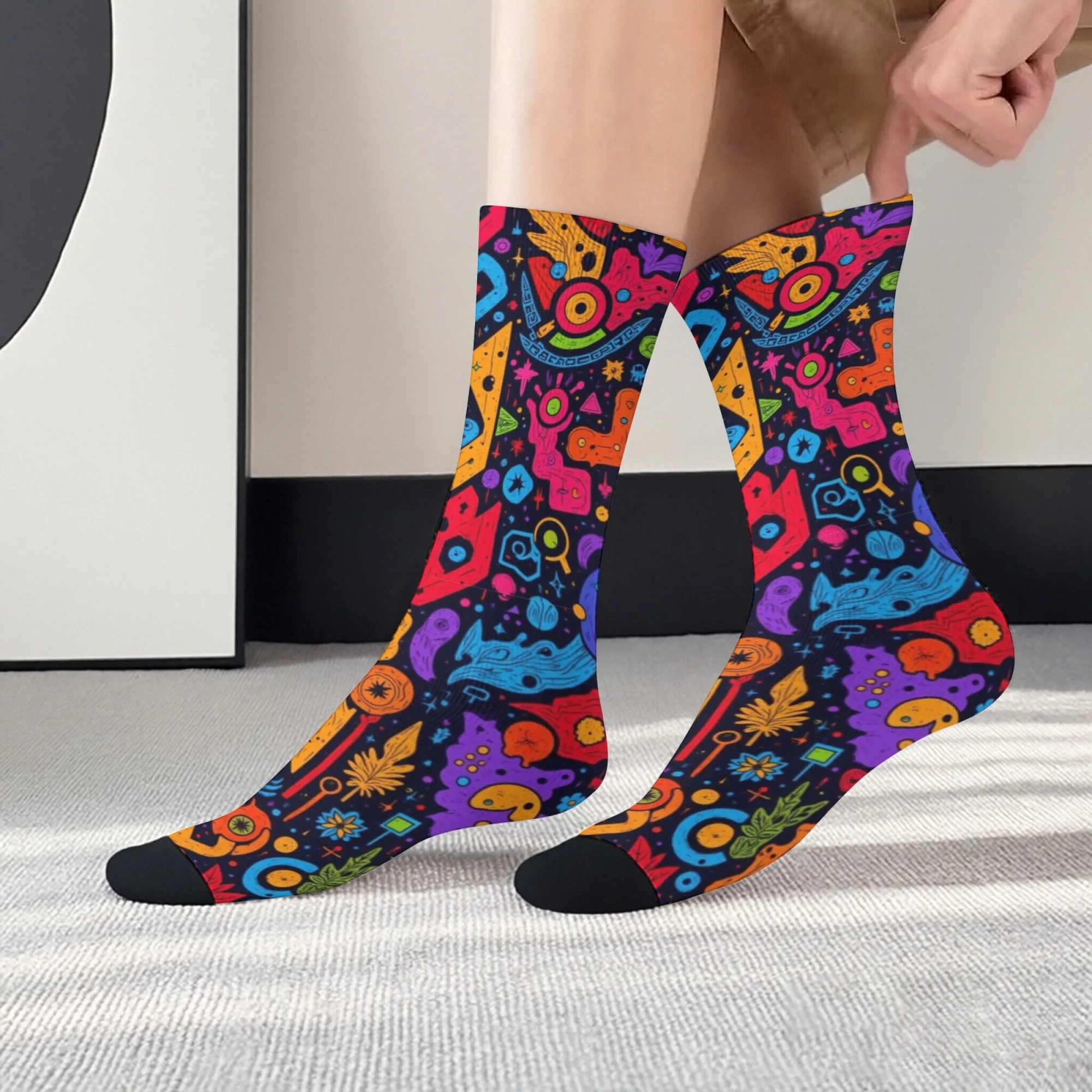 

Fantasy Iridescent Tribal Totem Print Men's Mid-calf Socks High-saturation Rebellious Artistic Street Style Comfortable Socks