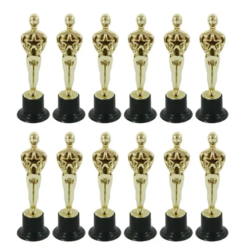 PORK-At The Award Ceremony, 12 Statuette Molds Were Used To Award Exquisite Trophies To The Winners