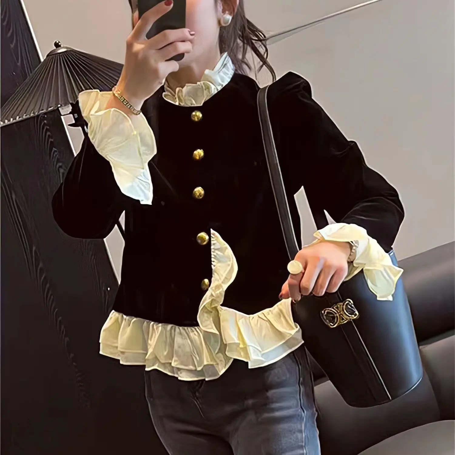 Korean Autumn Kawaii Black Jacket Women New Velvet Small Fragrance Coat Patchwork High End Fashion Button Top Vintage Strange