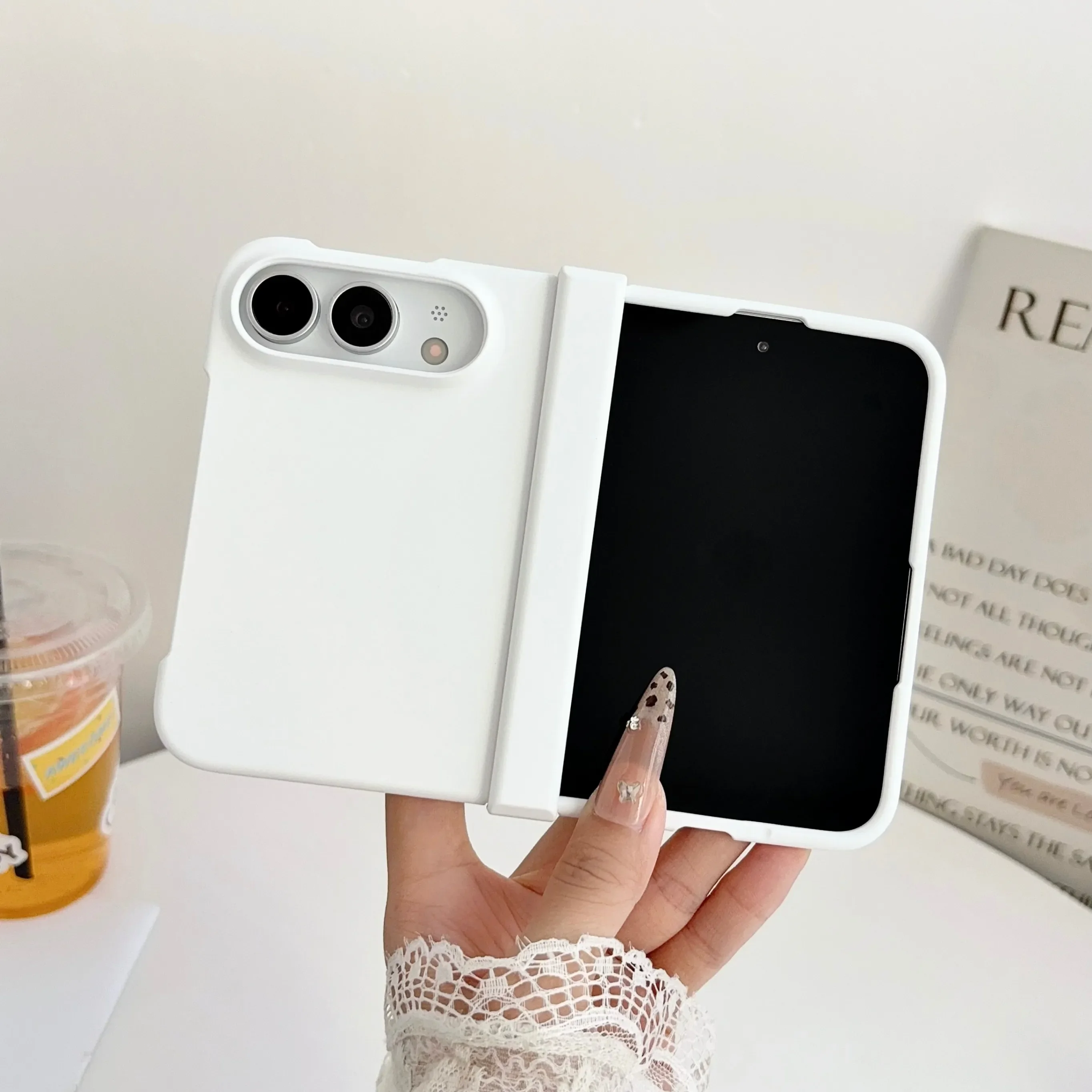 Für iPhone Duo18 Duo Fold Einfarbige Hülle mit Hautgefühl und Scharnierschutz, Stoßfeste, Faltbare, Verschleißfeste Handyhülle