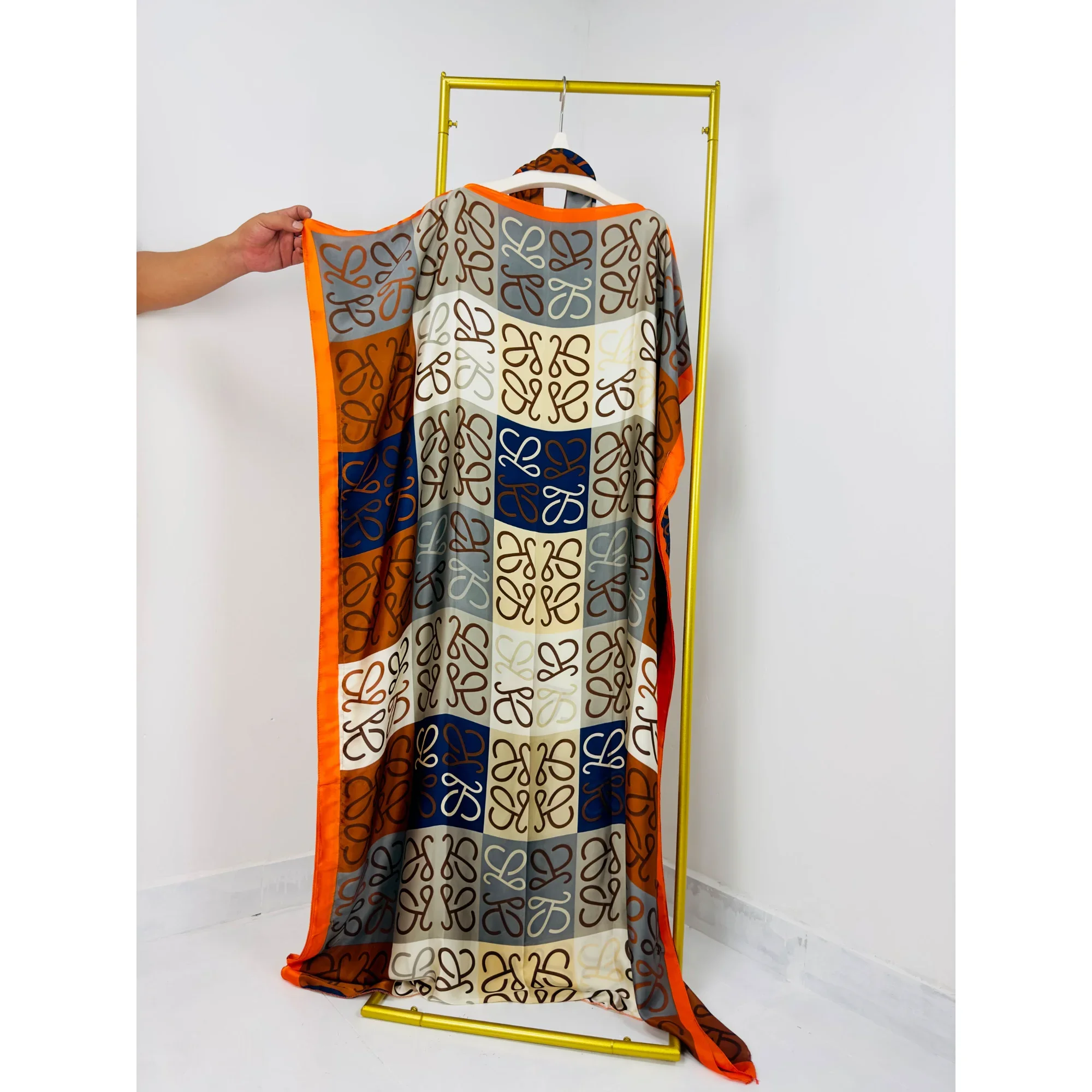 

New Style Fashion Oversize African Women Clothing Dubai Dashiki Abaya Free Size Print Design With Scarf Loose Long Dress