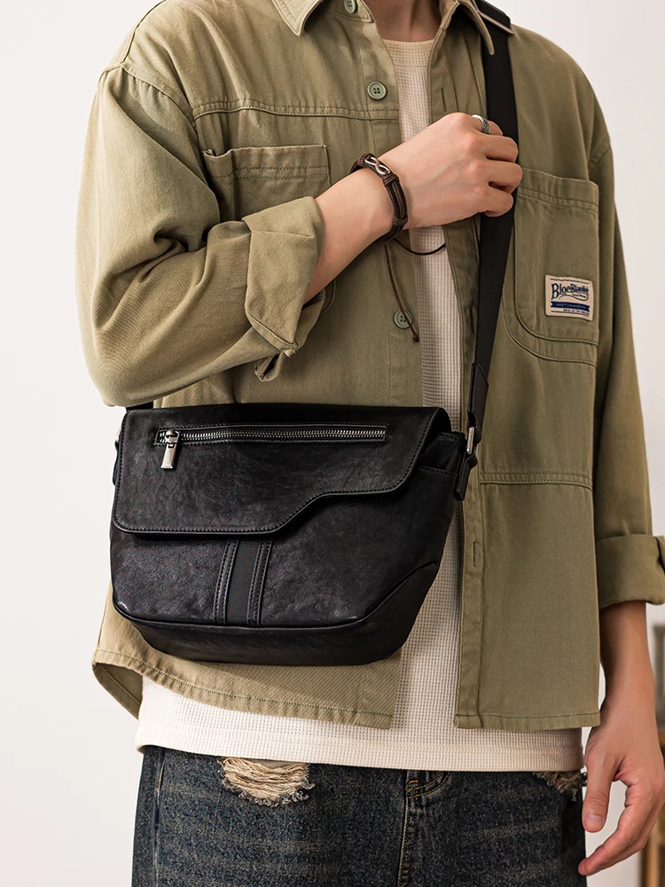 Outdoor travel designers handmade genuine leather men's black shoulder bag casual luxury real cow leather teens crossbody bag