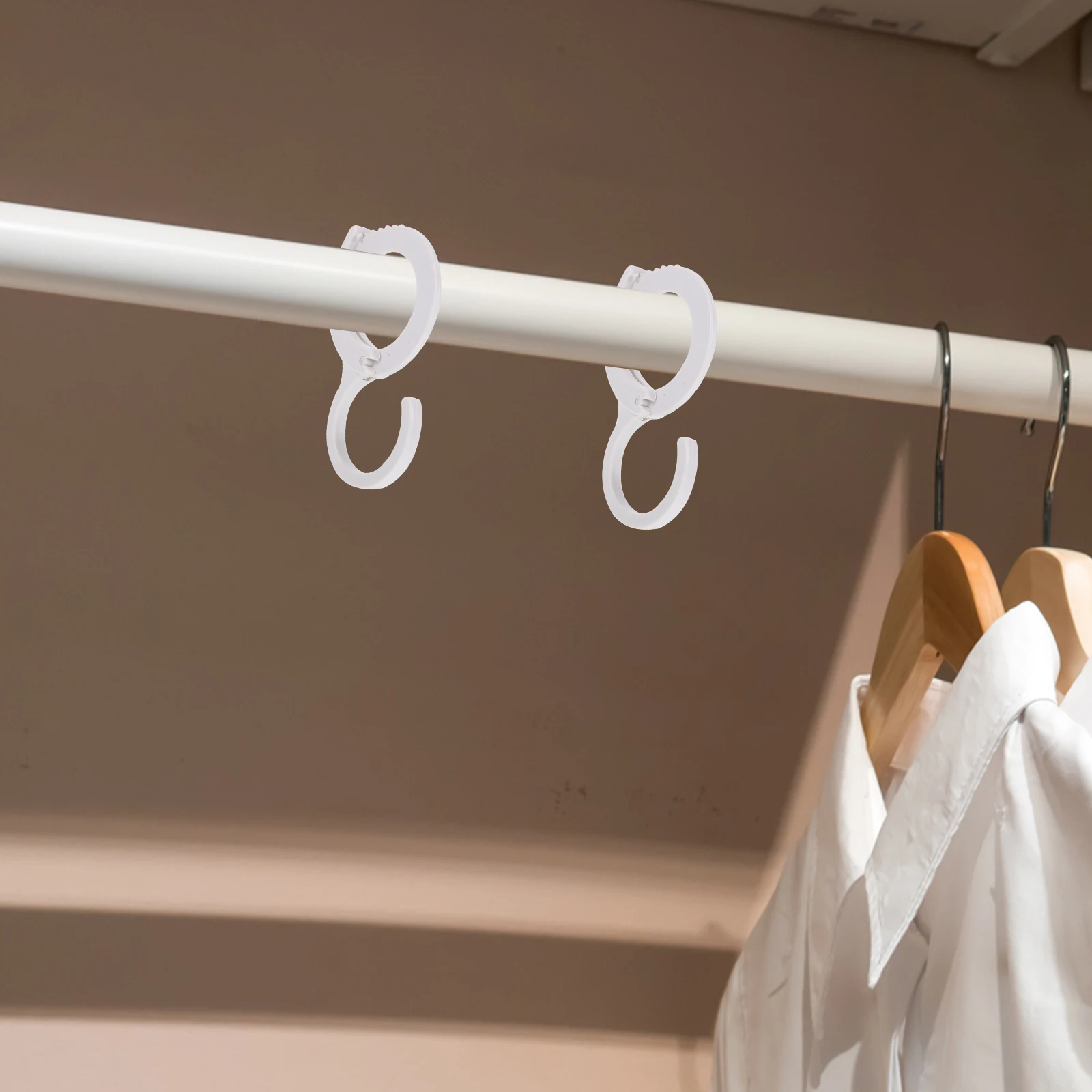 

25 PCS Hanger Hooks for Closet Organization No Punching Clothes Plastic Garden Hanging Holder