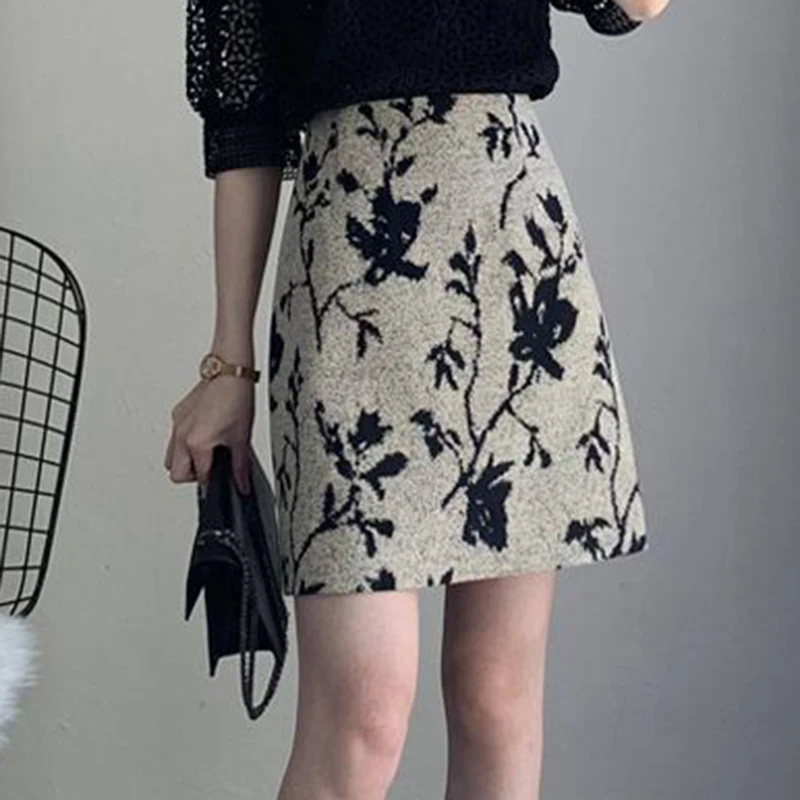 

2022 new women's dress autumn French high-end patchwork floral dress pleated skirt long skirts for women Casual Cotton