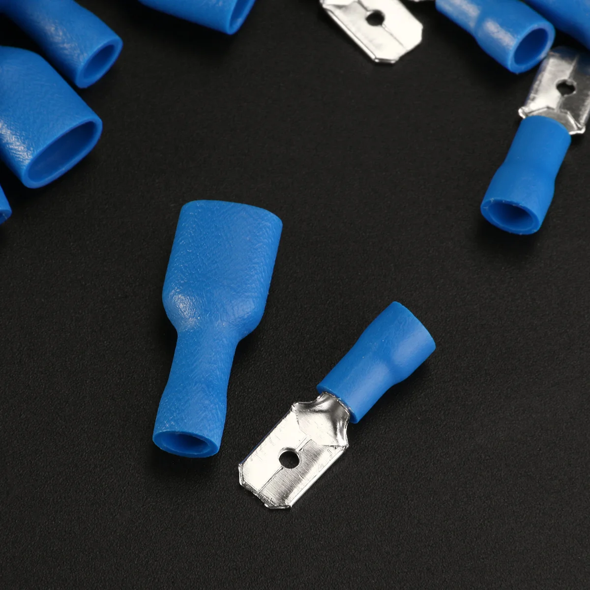 100pcs Male & Female Insulated Spade Quick Splice Wire Terminals Wire Crimp Connectors (Blue) Terminals Connector Kit