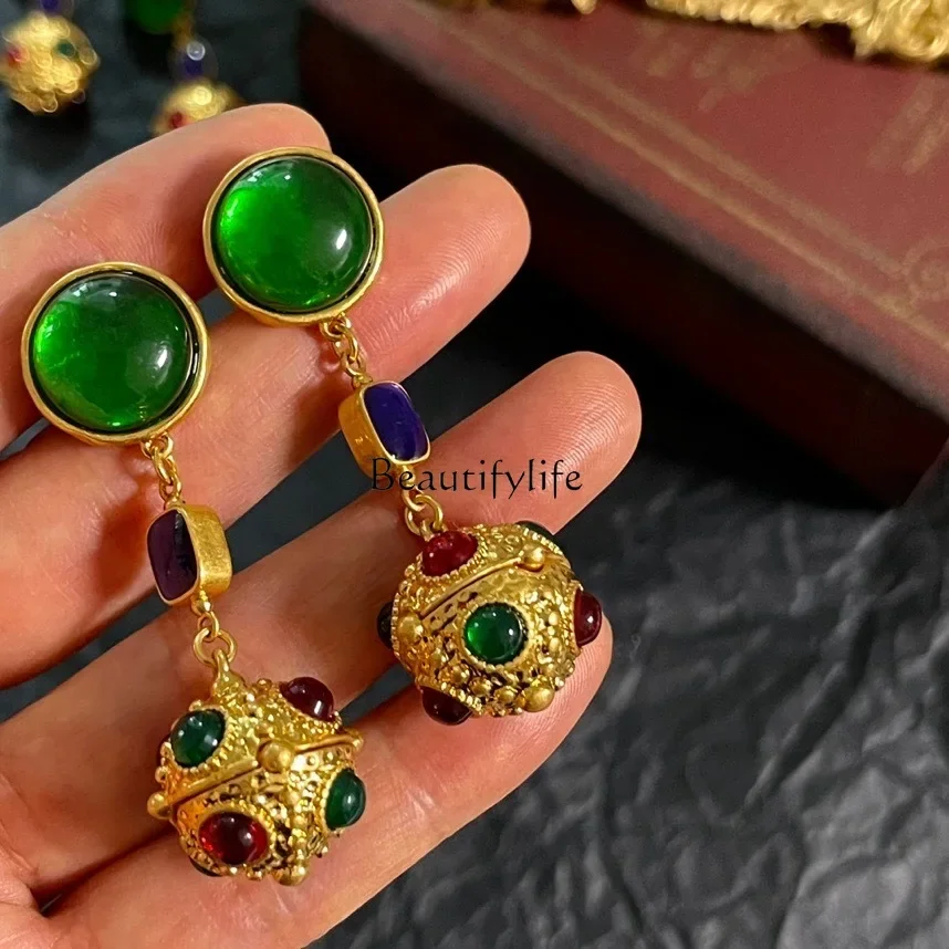 

European and American medieval glazed gold-plated ball pendant retro earrings pearl