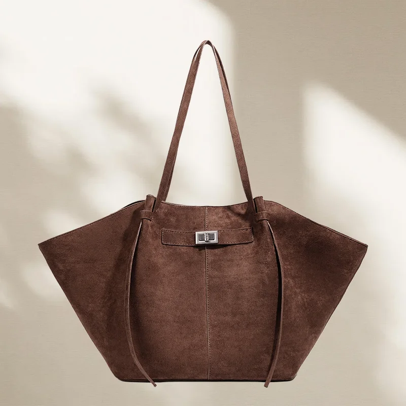 

Модная замшевая дизайнерская большая сумка для женщин, большая трапециевидная сумка Capaci с замком, модная сумка на плечо с крыльями, сумки из искусственной кожи