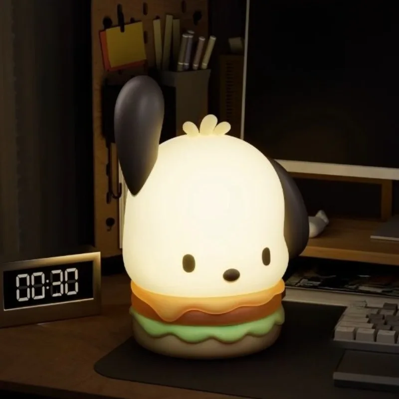 Pochacco Decoración de escritorio Dibujos animados LED Silicona. Luces nocturnas Iluminación Adornos Juguetes Vacaciones Regalos Fiesta Iluminación DIY