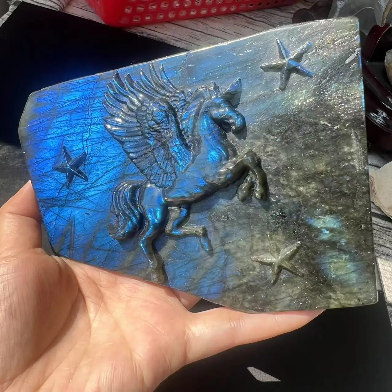 

295g 14cm Natural Labradorite horse