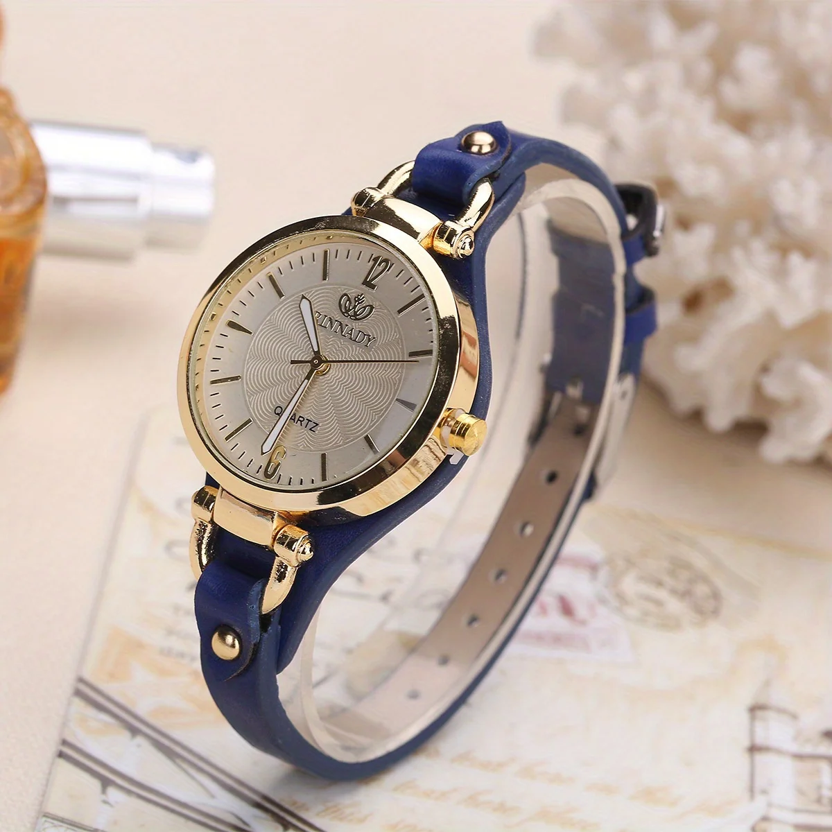 Leather Strap Watch Strap Fashion Ladies Quartz Watch Fancy Women Watches Jewelry Sophisticated And Stylish Women Watch