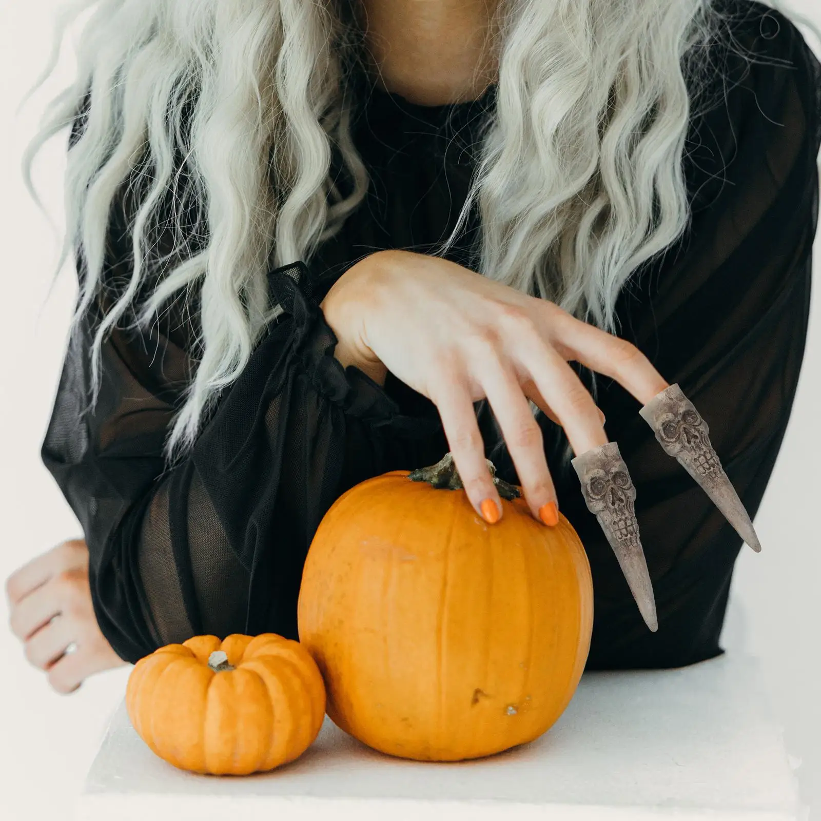 プラスチック付け爪怖いゾンビ指ハロウィン仮装パーティーの小道具ハンドパペット偽魔女の爪コスプレおもちゃ