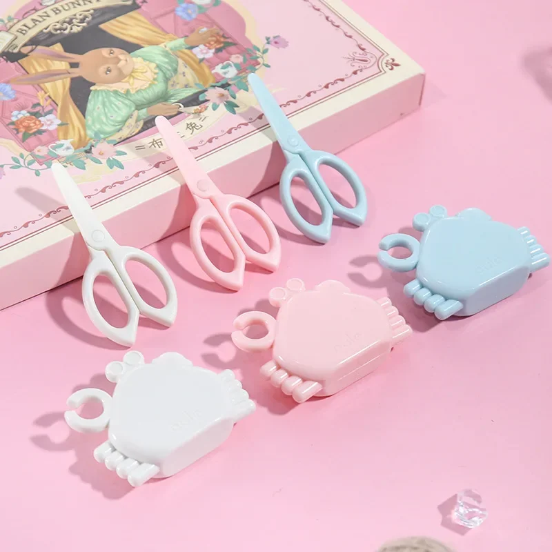 

Канцелярские принадлежности, набор канцелярских принадлежностей в виде краба, детские милые ножницы с держателем для ручек, ножницы из чистого пластика «два в одном»