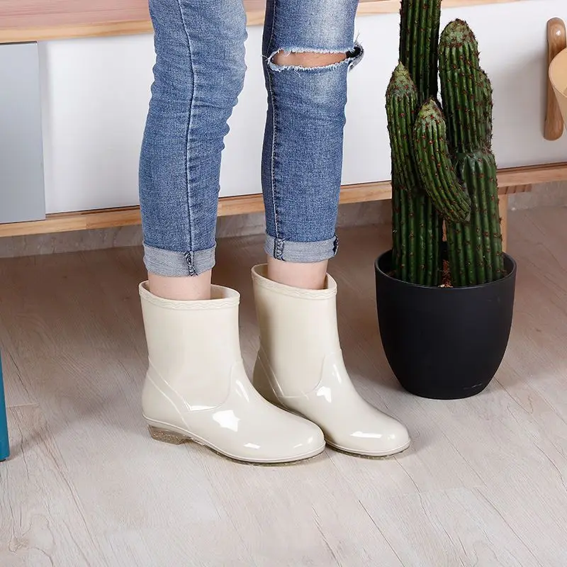 معزول الصوف مبطن المرأة أحذية المطر المطاطية المقاومة للماء منتصف العجل المضادة للانزلاق أحذية عمل المطبخ الدافئة أنيقة ​