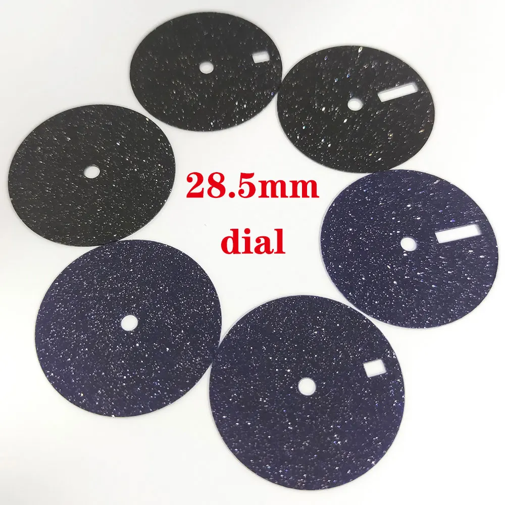 Das 28,5-mm-Uhrenzifferblatt NH35, besteht aus einem brillanten, blaugrünen Malachit-Sandstein mit Sternenhimmel für das NH36/35-Uhrwerk