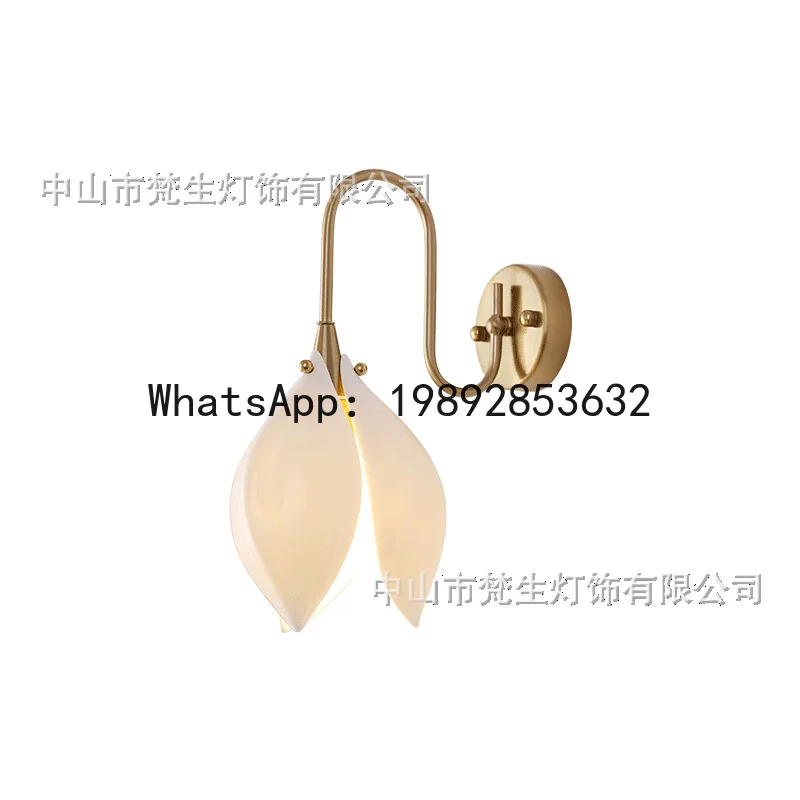 LYY Vintage Ceramic Bedroom Bedside Wall Lamp Modern Minimalist Living Room Hallway Entryway Lamp Retro Magnolia Flower Design