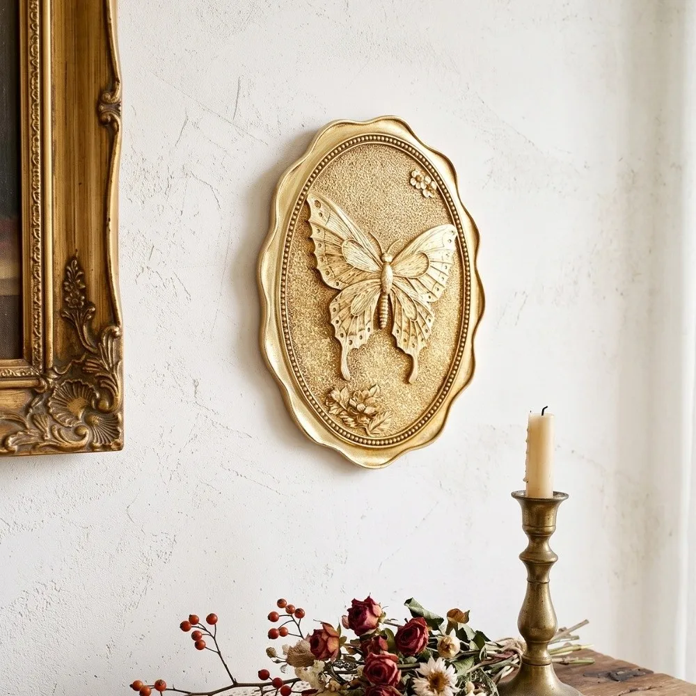Resin Butterfly Wall Sculpture Hanging Oval Plaque Butterfly Wall Art 3D Relief Embossed Hanging Wall Decoration