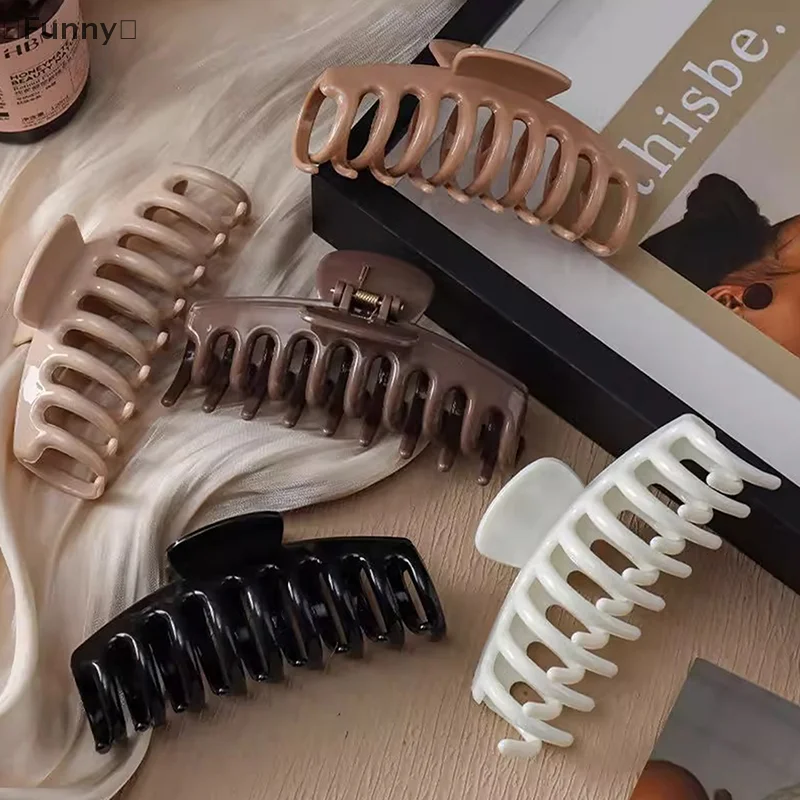 [面白い] ソフトシリコンヘアピン シャーククリップ ヘアピン ソフト衝突防止後頭部クリップ 落下防止 耐久性のあるバタフライキールクリップ