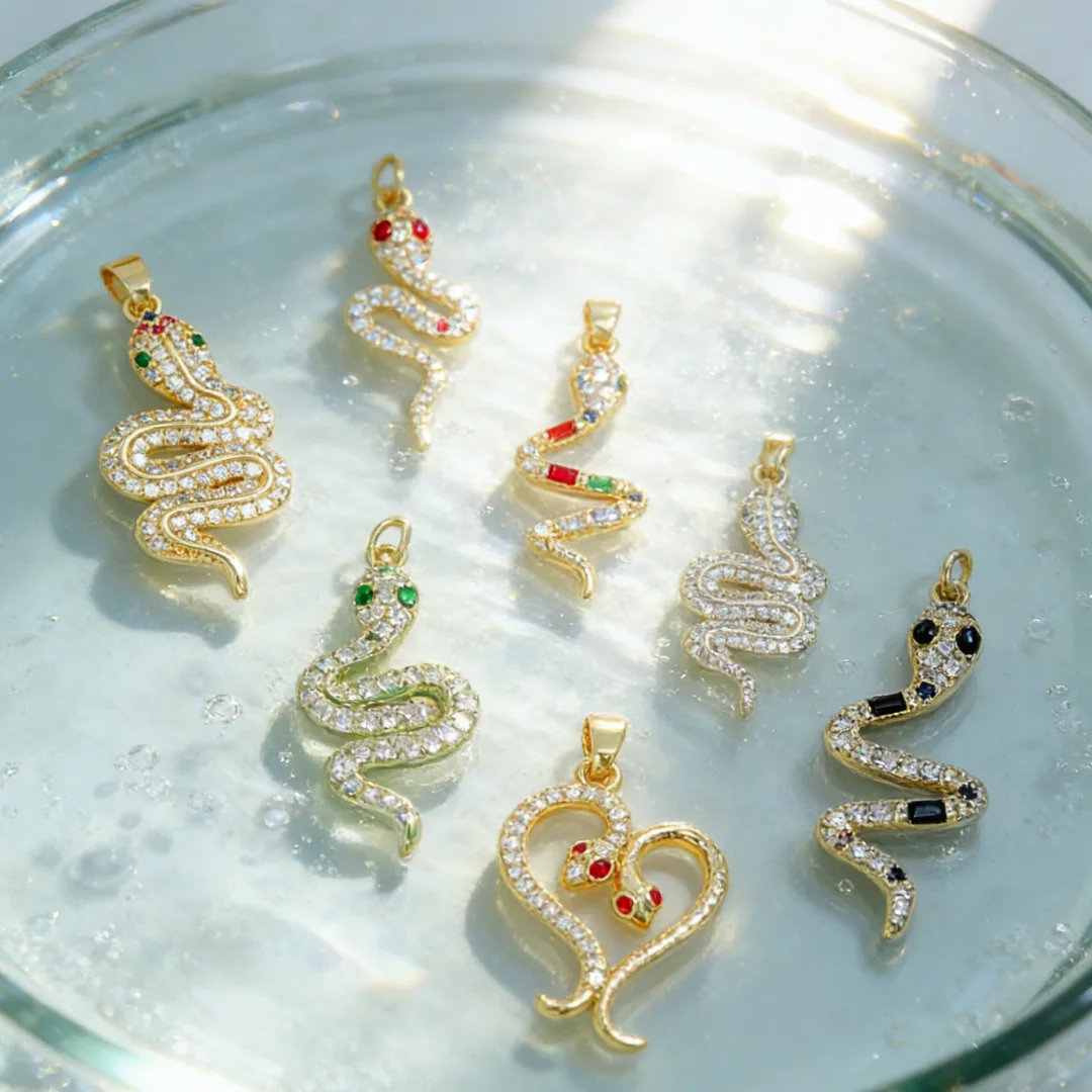

Набор из 4 подвесок-змейок из латуни с цветными цирконами, модные шармы для изготовления ювелирных изделий своими руками, аксессуары для ожерелий и браслетов, для мужчин и женщин