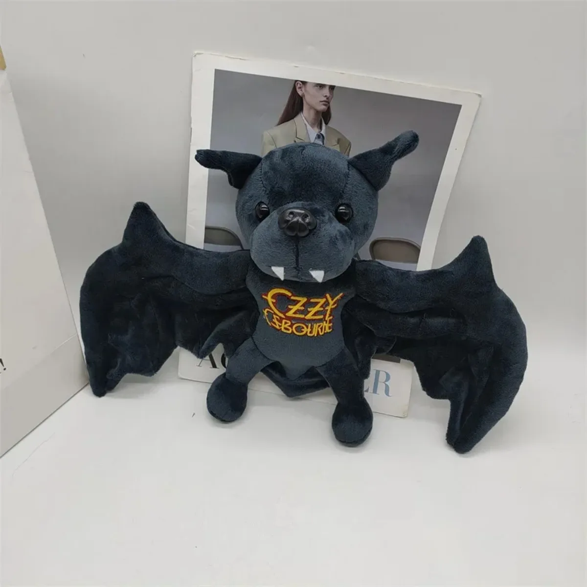 

The New Ozzy Osbourne Bat Plush Ozzy Osbourne Magnet Bat Doll Plush Toy Novel and Creative Dolls Halloween Gifts for Children