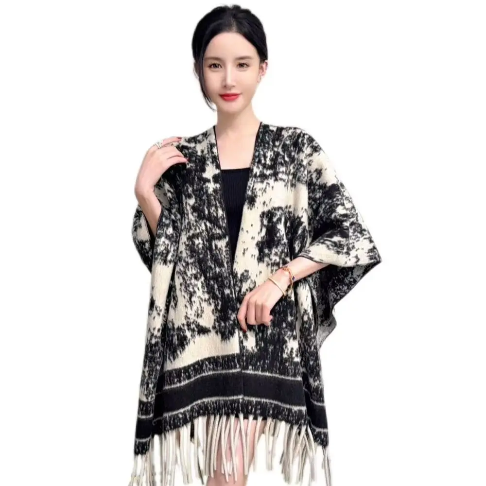 Trendy Winter Warm Plüsch Schal High-end Verdicken Strickjacke Cape Vielseitig Mantel Äußere Frauen Mode