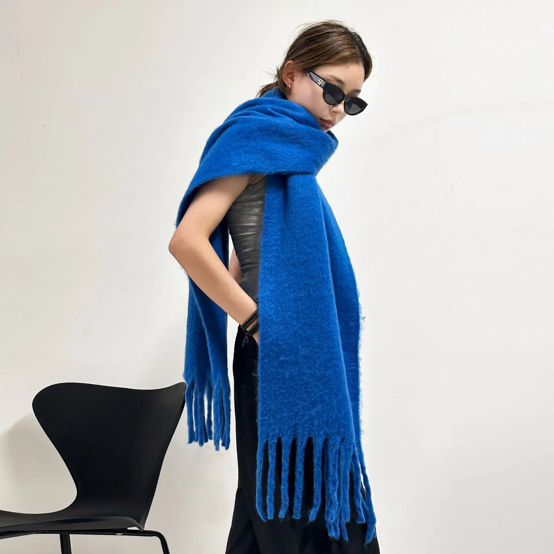 

Новый зимний шарф для мужчин и женщин, кашемировое теплое однотонное одеяло из пашмины, женское толстое мягкое шаль с кисточками Bufanda, длинное пончо Echarpe