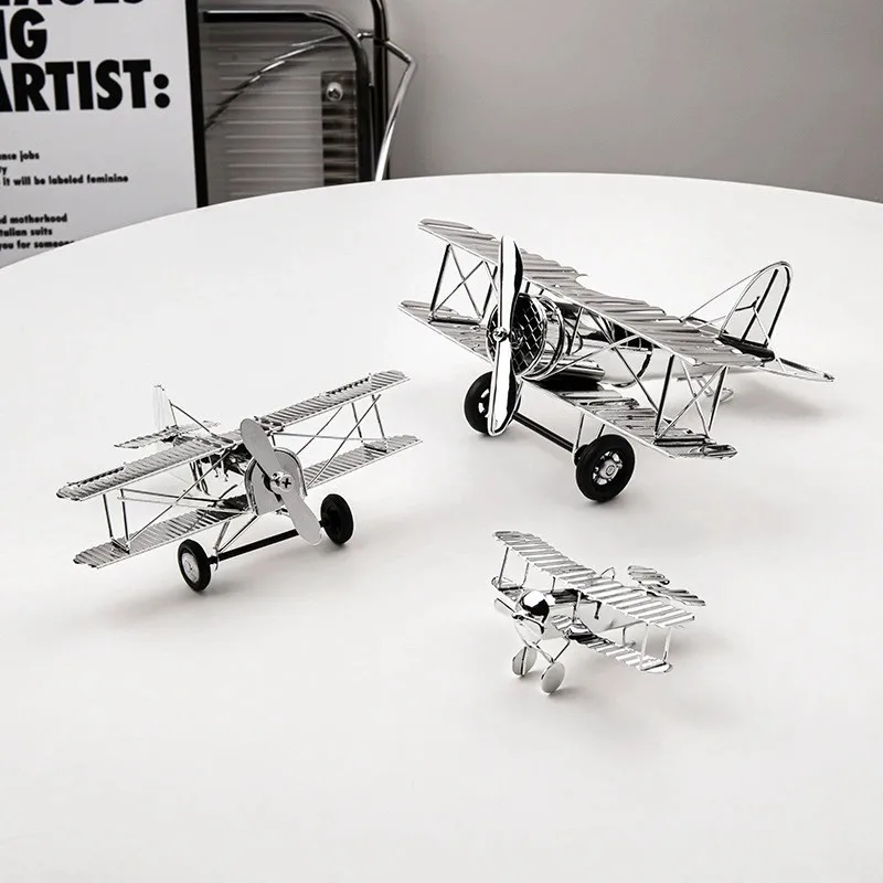 

1pc Vintage Metal Fighter Model Plane Toy Iron Airplane Decoration Nordic Creative Crafts Desktop Ornaments Boy Collectible Gift