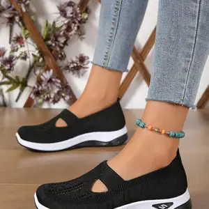 Solid color breathable sneakers for women, soft sole shoes, light shoes, casual mesh shoes 8 Main Sales Color Tenis - №2