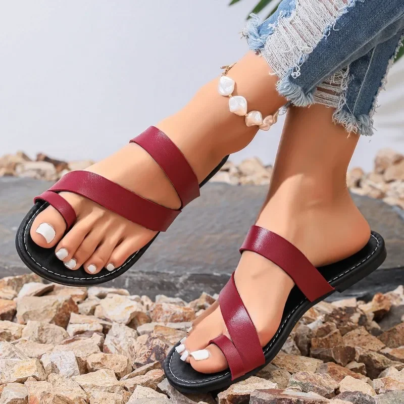 2024 Zomer Hot Selling Damesschoenen Modieuze Slip-On Platte Hak Damesslippers Effen Kleur Casual Damesstrandschoenen