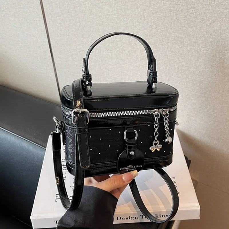 

Роскошная мини-сумка на одно плечо, шикарная цепочка с заклепками и молнией, сумки через плечо, новые модные универсальные жаккардовые сумки с вышивкой для вечеринок