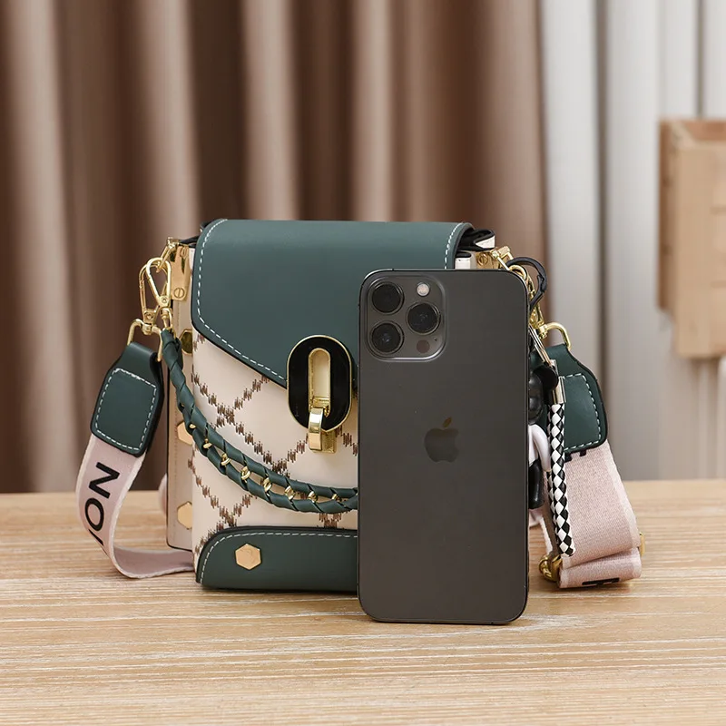 New Studded Decor Small Square Versatile One Shoulder Fashion Mini Phone Women's Commuter Bag