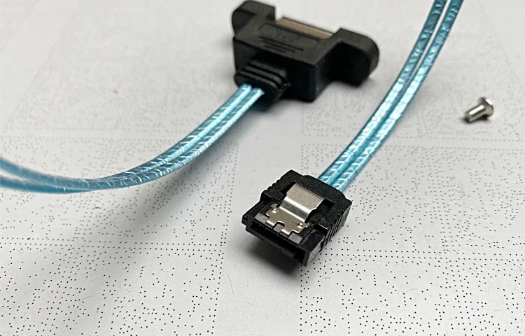 35 ซม.SATA 3.0 ฮาร์ดไดรฟ์ข้อมูลสายเคเบิลชายหญิง SATA3 6Gbps อะแดปเตอร์สกรูหลุมแผง Mount 0.35m