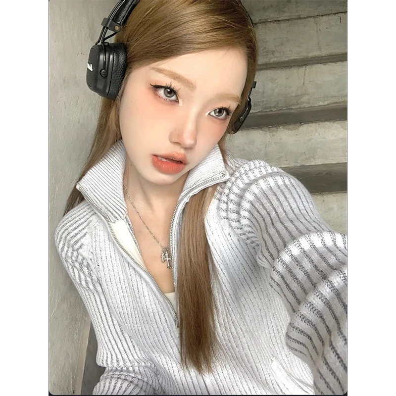 

Y2K Striped Knitted Cardigan Women Harajuku Vintage Cropped Sweater Outerwears Gyaru Streetwear Knitwears Long Sleeve Jumpers