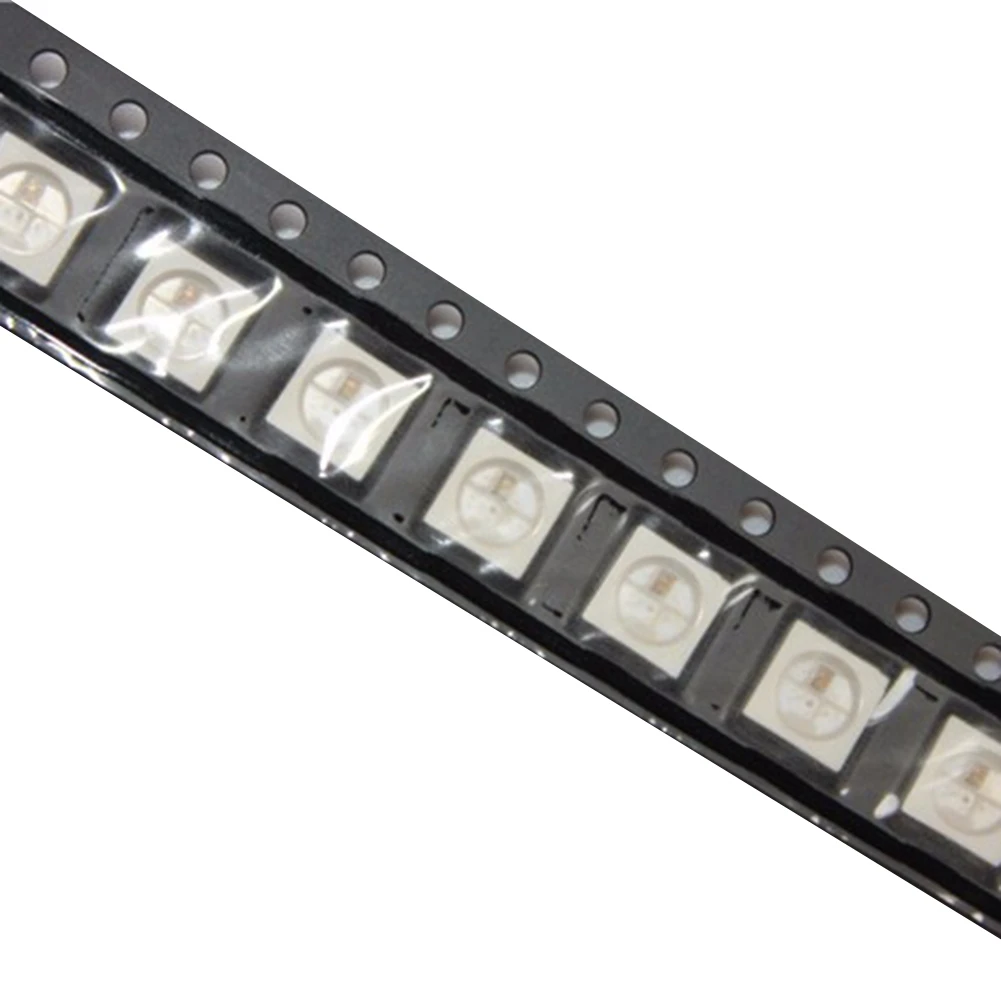 

500 шт., WS2812B (4 контакта), стандартный чип 5050 RGB SMD, белый, версия WS2812, индивидуально адресуемые цифровые пиксели, 5 в постоянного тока